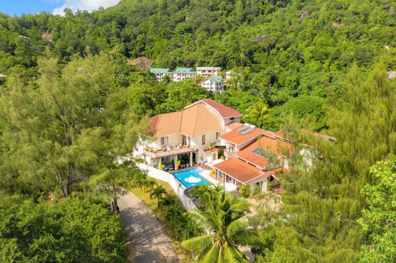 Carana Hilltop Villa Glacis  Eksteriør bilde